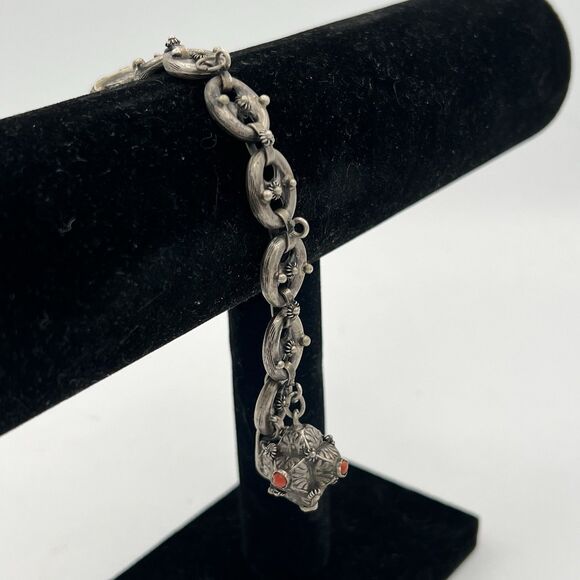 Vintage Italian Etruscan Revival 800 Sterling Silver  Charm Bracelet 7.5” Long - Picture 4 of 8